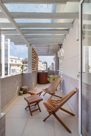 Pineapples NSC1101 - Apartamento para até 6 pax em Copacabana com varanda, churrasqueira e ofurô